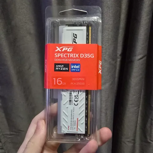 16GB Memória RAM XPG RGB Branca White Spectrix D35G CL16