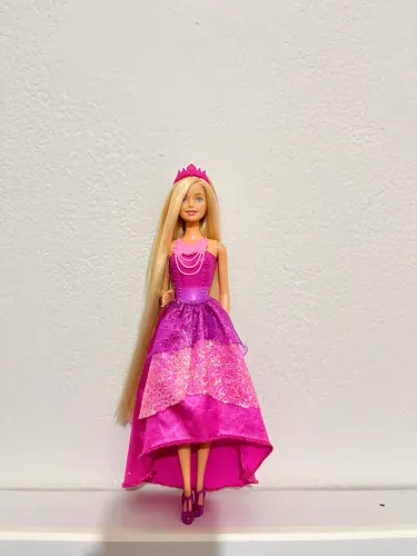 Barbie penteados mágicos 