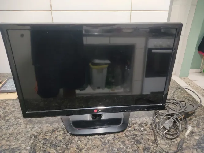 Tv Monitor LG 23" Com Defeito, Tela boa