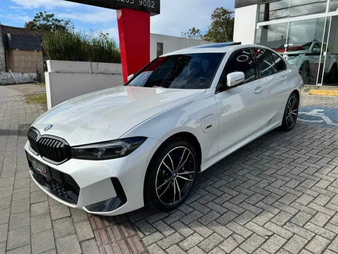 BMW 330E M Sport 2.0 Turbo Híbrido AU 2023