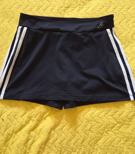 Short saia Adidas ORIGINAL Preto Tamanho P