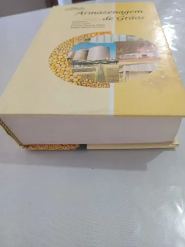  Vendo 2 Livros técnicos controle de pragas