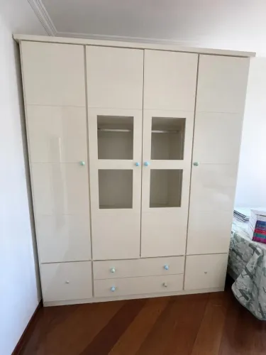 Quarto bebê 