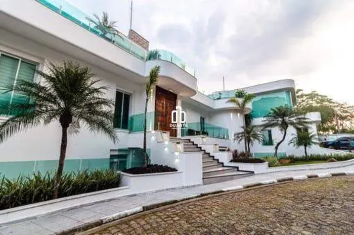 Casa de Condomínio com 11 Quartos e 18 banheiros à Venda, 2800 m² em Santos.