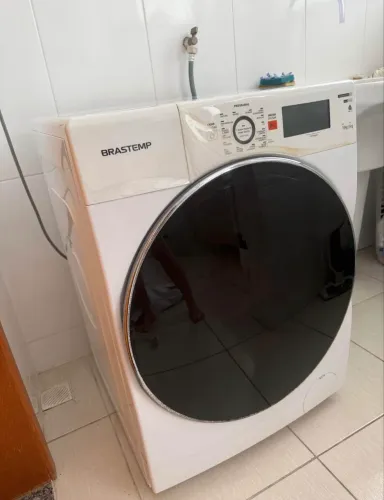 MÁQUINA DE LAVAR - LAVA E SECA 
