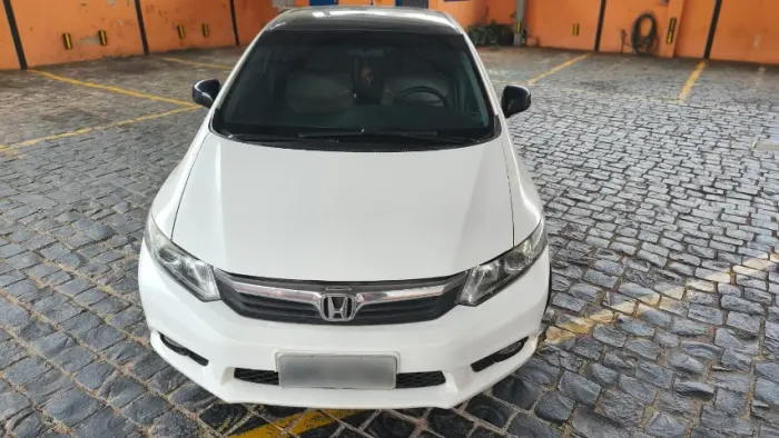 Honda Civic Sedan LXS 1.8/1.8 Flex 16V Mec. 4P 2014