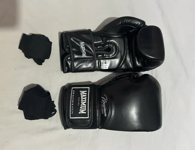 Luva pra box/muay thai + bandagem MAXIMUM