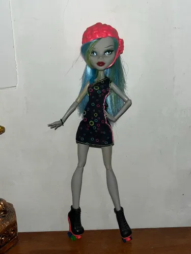 Monster High Ghoulia Yelps Rollermaze G1 (não aceito ofertas)