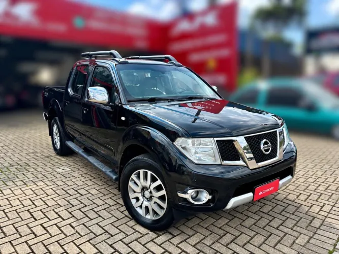 Nissan Frontier SL CD 4X4 2.5tb Diesel AUT 2014