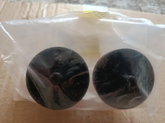 Rodinhas para aspirador de pó Britânia