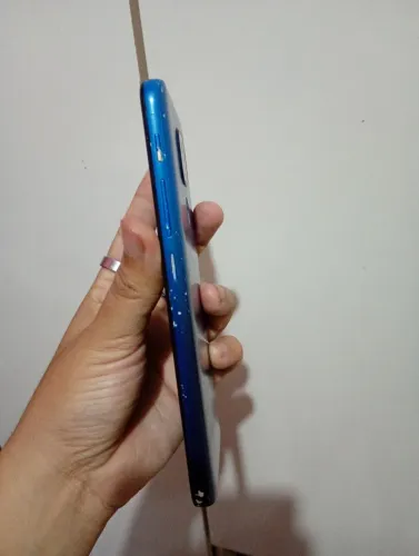 Desapego, celular com defeito 