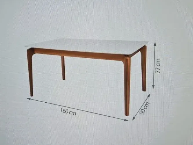 Mesa e 4 cadeiras