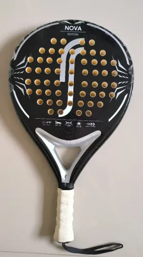 Raquete de padel