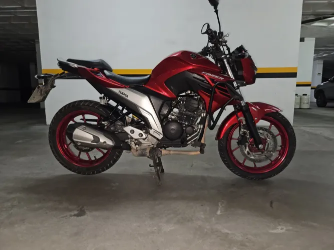 Oportunidade! Yamaha fz25 (faço boleto)
