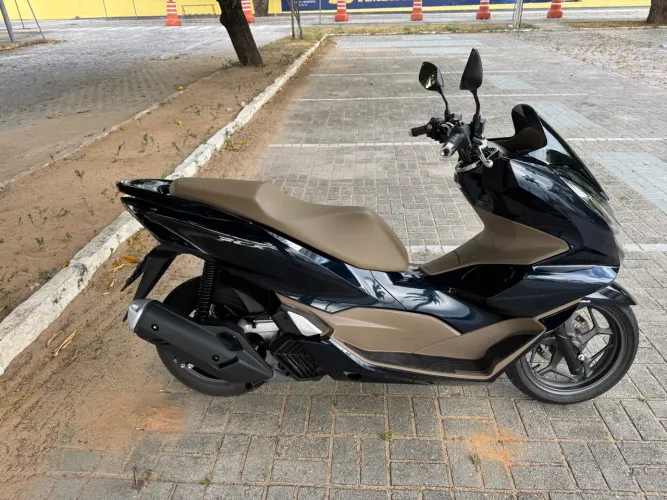 Honda PCX 160 DLX 2025