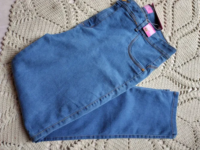 Calça jeans feminina