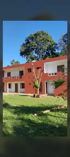 Chácara a 1 km do centro de embu-guaçu acomoda até três famílias 580.000