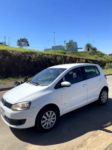 Volkswagen Fox 1.0 MI Total Flex 8V 5P 2013