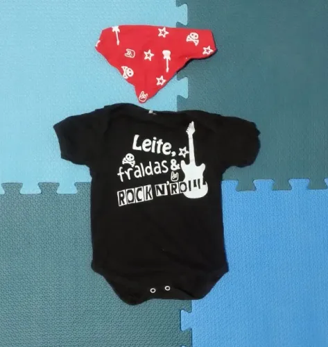 Roupa bebê temática