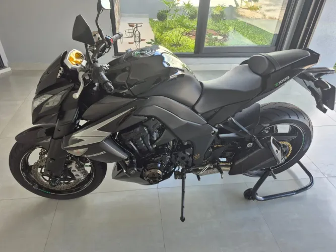 kawasaki Z1000 Ano 2012