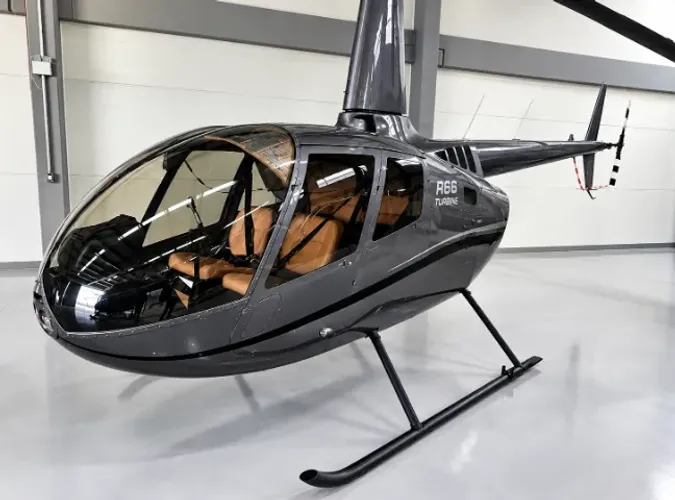  OPORTUNIDADE | R66 TURBINE 2012