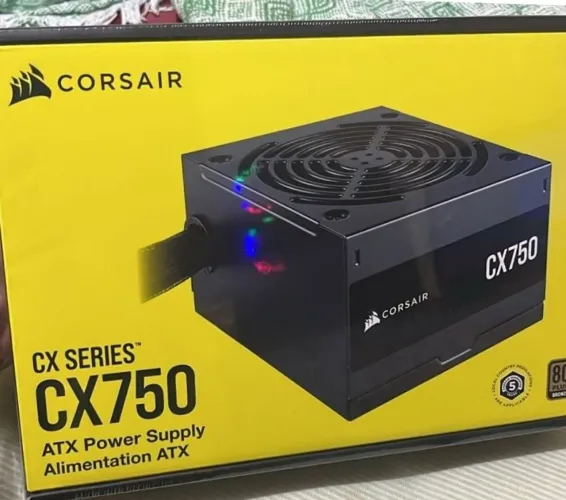 Fonte Corsair 750W 80 Plus Bronze PFC Ativo ATX - Nova e Lacrada
