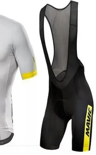Bermuda modelo bretele ciclismo