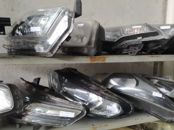 Faróis Vários Tipos e Modelos