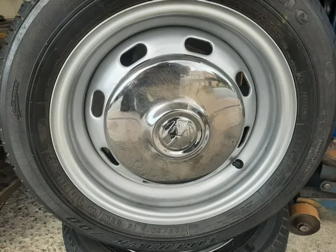 Roda de ferro aro 15 Raw porsche com calota cromada fusca 4x130