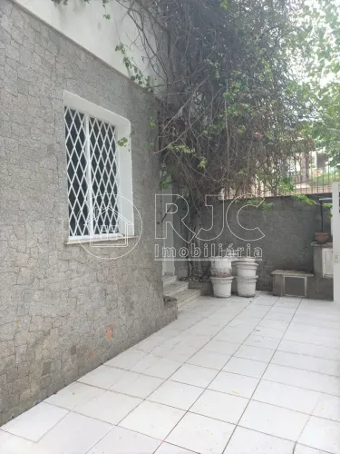 Imóvel para venda possui 600 metros quadrados com 5 quartos em Andaraí - Rio de Janeiro - 