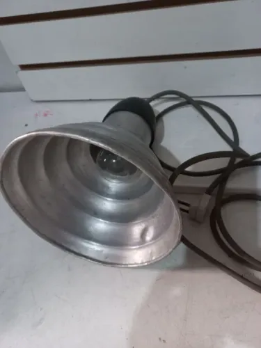 Luminária holofote antiga 