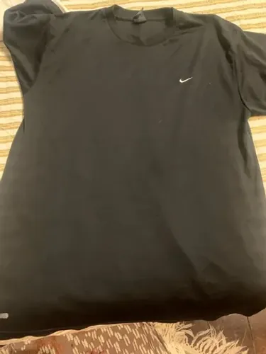Camisa Nike dri fit básica