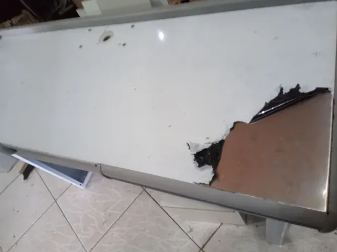 Mesa pra trabalho 135x54 com tampo inoxidável 