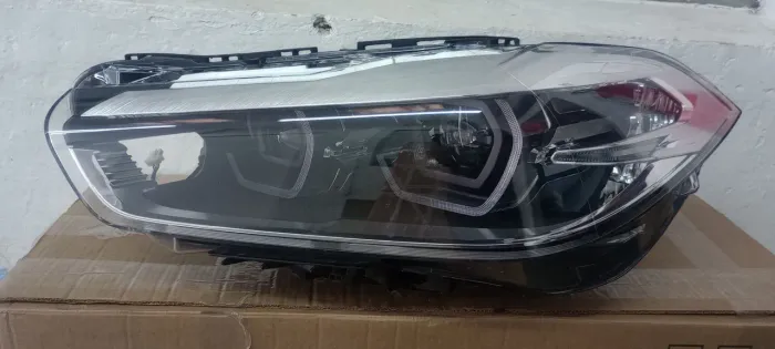 FAROL BMW X2 esquerdo sem recuperação 