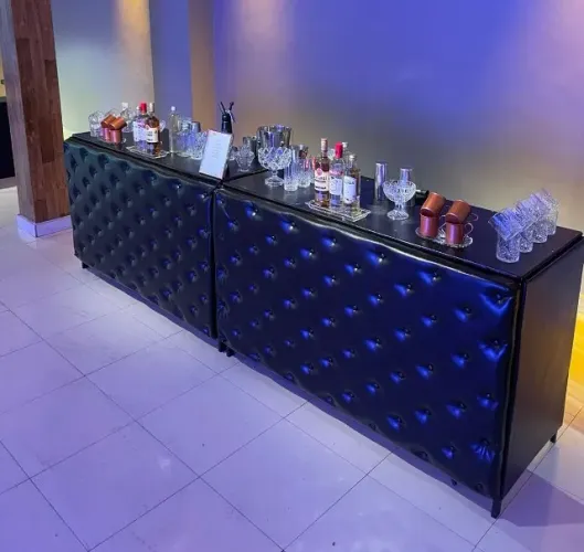 Locação de Taças, Canecas Moscow Mule, Copos para Drinks, Balcões e Equipamentos p/ Bar