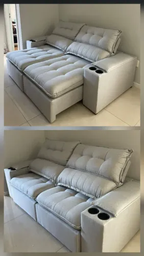 Sofá maravilhoso com porta copos