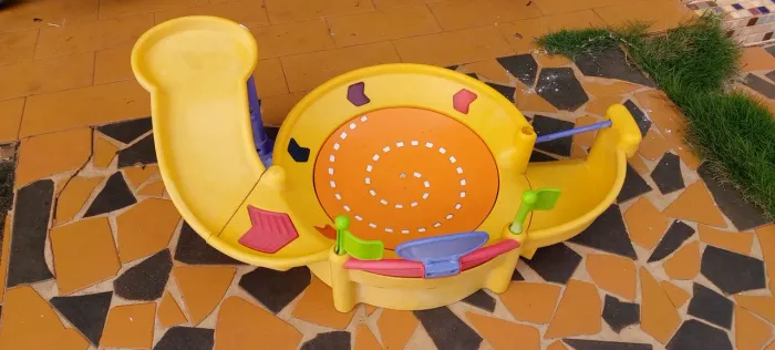 Brinquedo da Fisher Price (Pista Gira-Gira).
