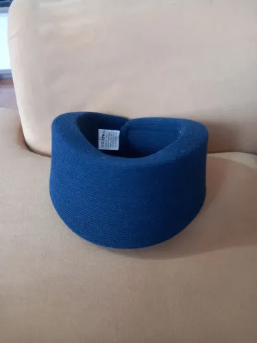 Colar cervical de espuma Mercur