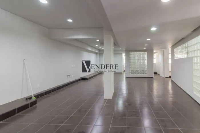 Andar corrido para Venda e Locação no Buritis.