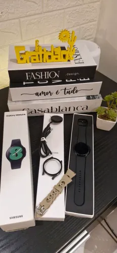 Galaxy Watch 4 40mm Bluetooth completo