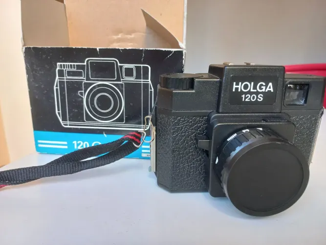 Câmera Holga 120S - Analógica