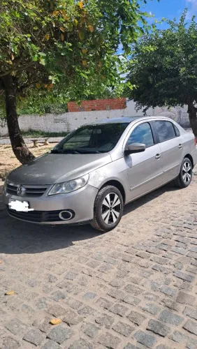 Volkswagen Voyage Trend 1.6 MI Total Flex 8V 4P 2013