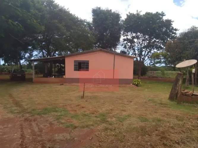 SITIO EM SIDROLÂNDIA