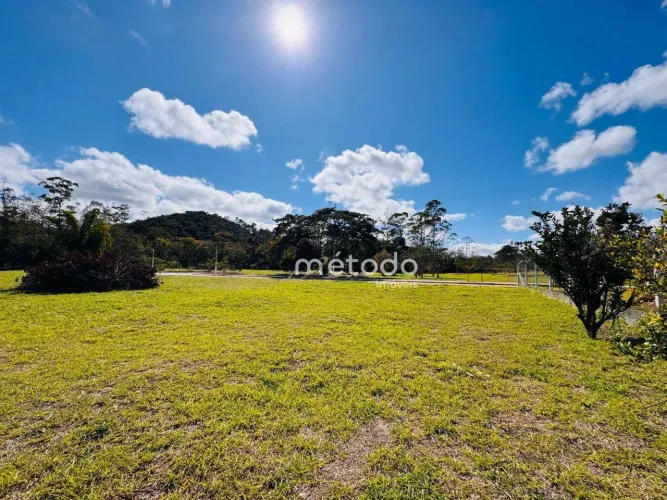 Terreno à venda, 1000 m² por R$ 350.000 - Condomínio Residencial Veredas do Paraíba - Sant