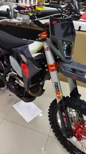 Moto MXF 300 RXS APENAS 560 Km