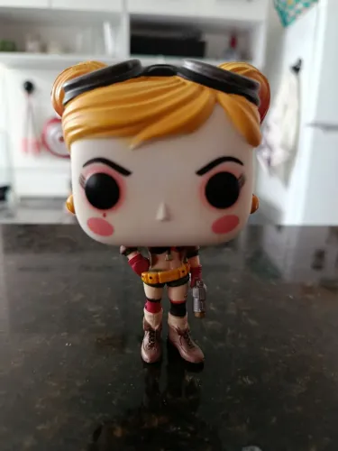 Funko Pop Original - Arlequina (Harley Quinn) - DC Bombshells - 166