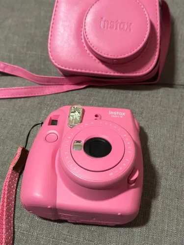 Câmera instantânea Fujifilm Instax Mini 9 Rosa