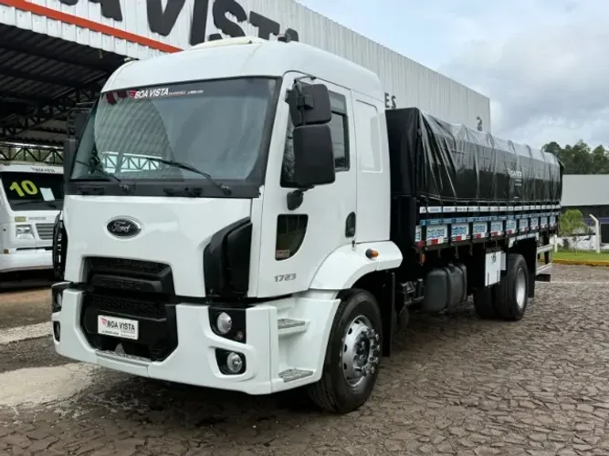 Ford/Cargo 1723 L 2012/2013 - Cabine Estendida - Carroceria Aberta