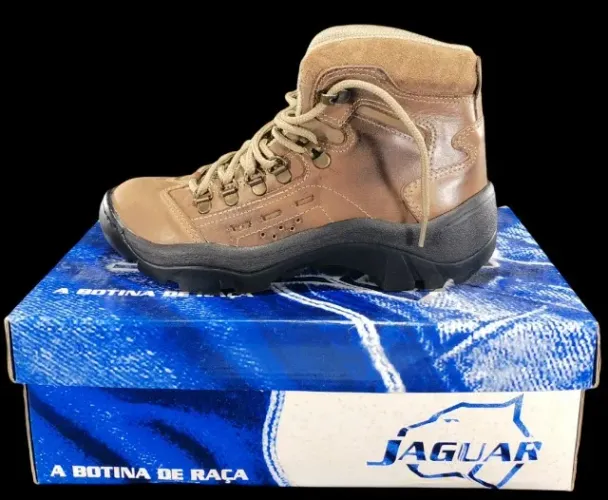 Bota Couro Masculina Marca Jaguar Tamanho 37 Nova na caixa