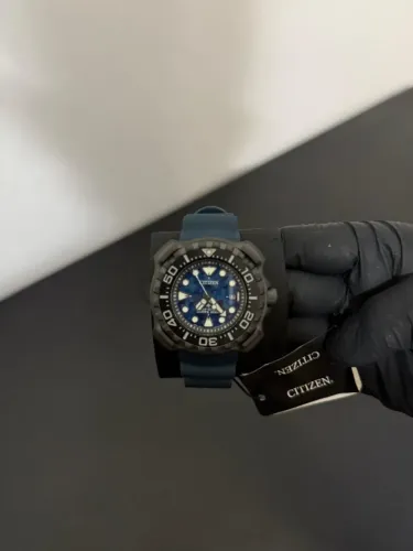 Relógio Citizen Promaster Tuna Titanium Azul Solar